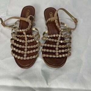 Carlos Santana Gold Sandals Size 8.5